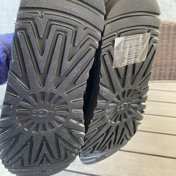 Mens UGG boot size 12 - Picture 2 of 4